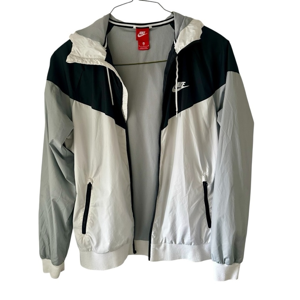 Nike Windrunner Jacket in White, Black & Light Gray